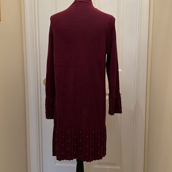 Chico’s ladies pleated burgundy faux pearl cardigan size medium. - Picture 2 of 6